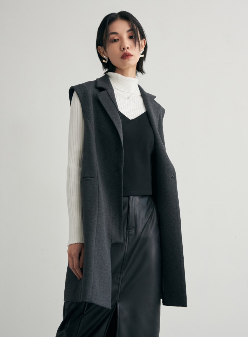 細節剪裁背心西裝外套